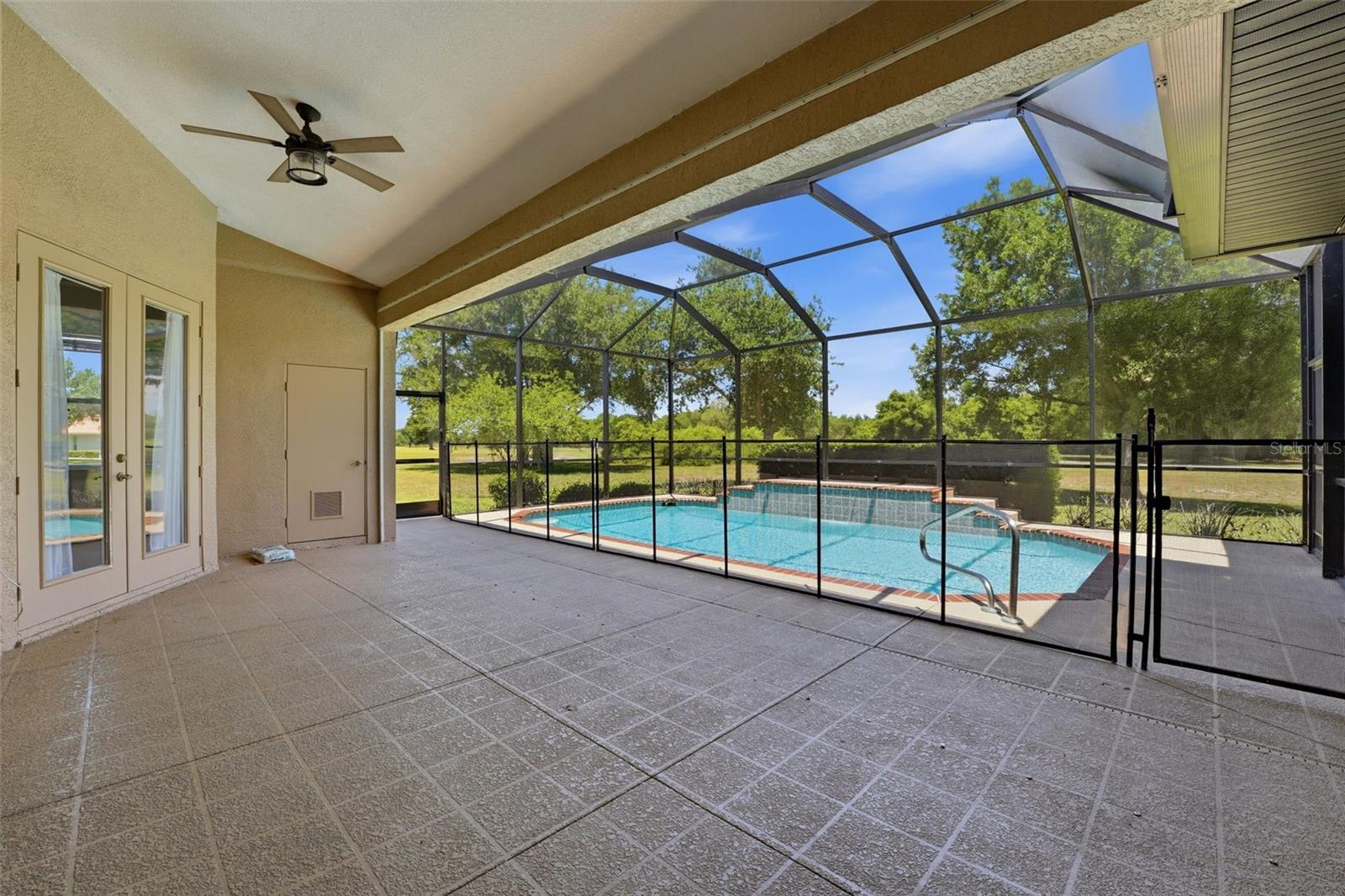 SUNNYBREEZE OAKS SUB - Residential