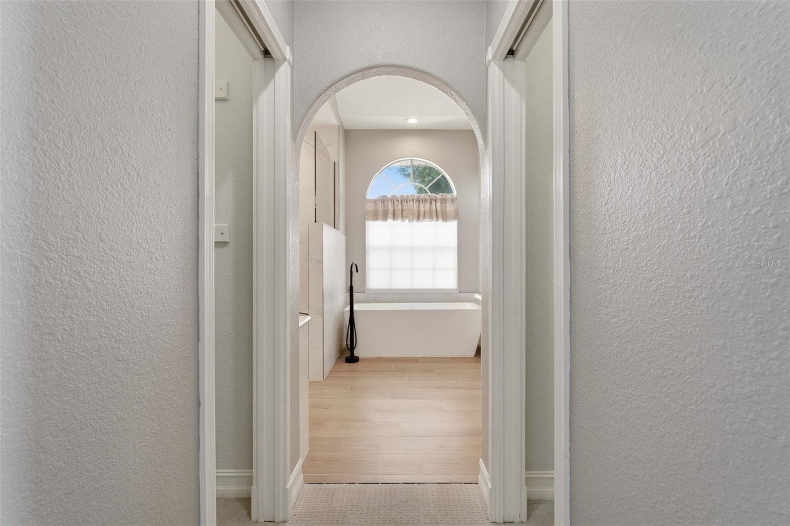 SUNNYBREEZE OAKS SUB - Residential