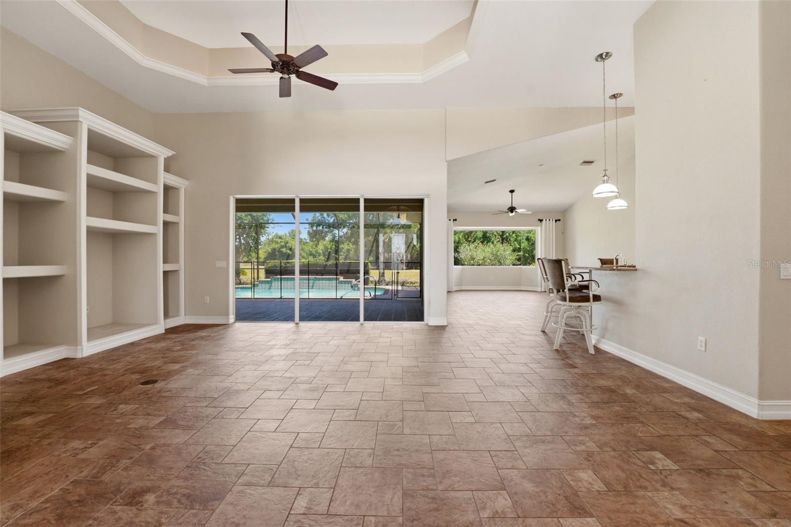 SUNNYBREEZE OAKS SUB - Residential
