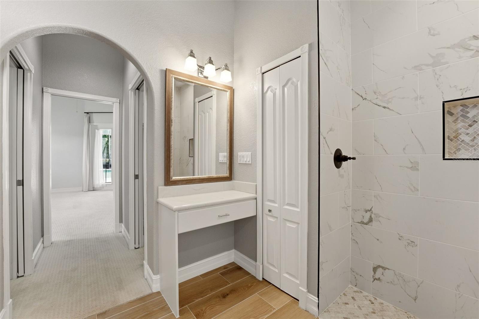 SUNNYBREEZE OAKS SUB - Residential