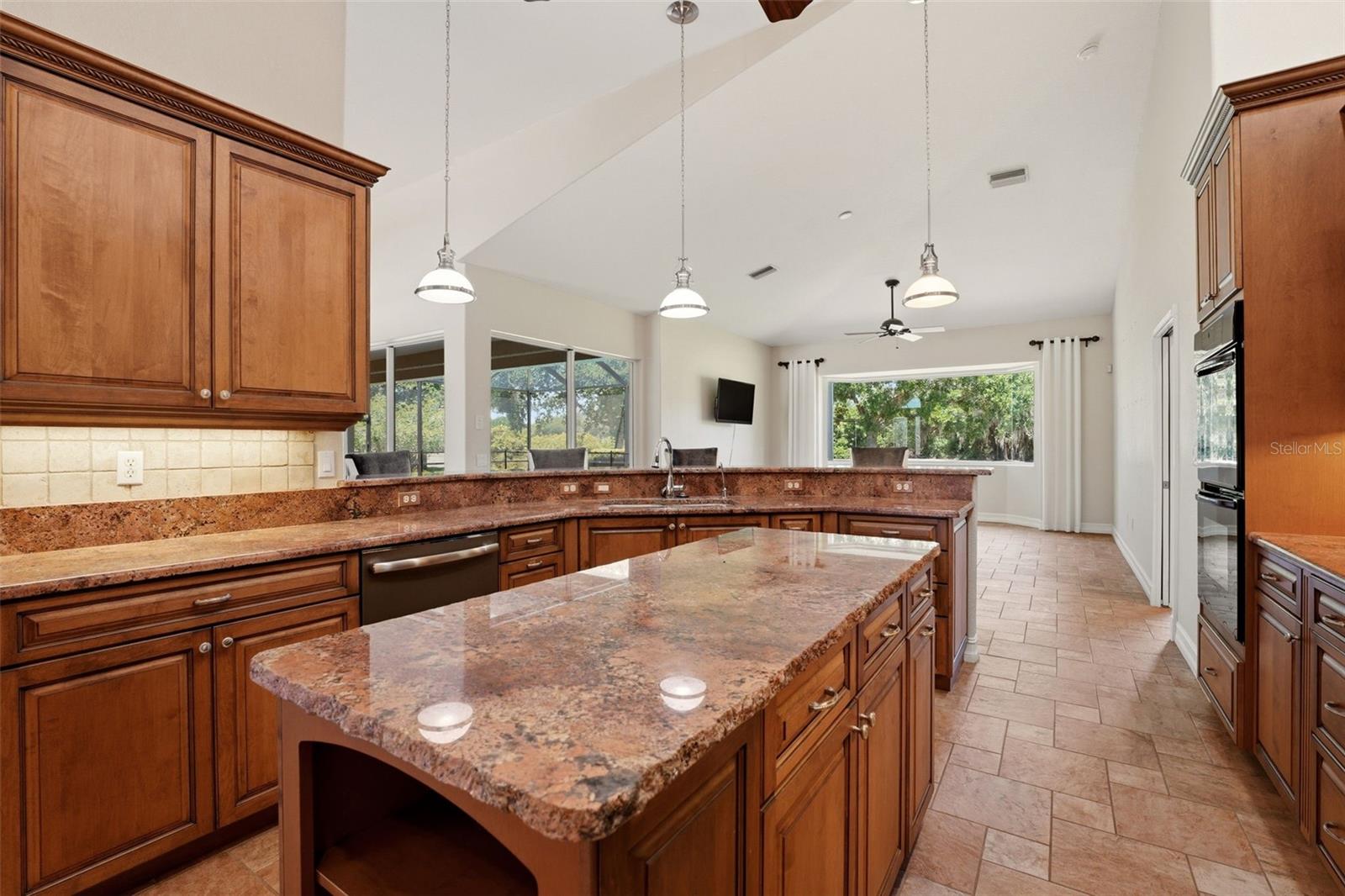 SUNNYBREEZE OAKS SUB - Residential