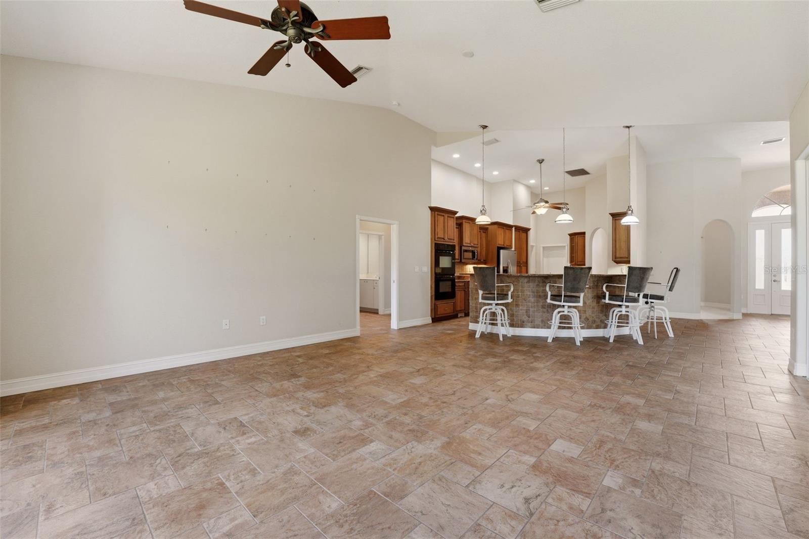 SUNNYBREEZE OAKS SUB - Residential