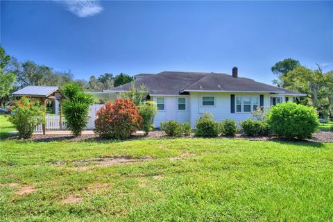 1070 S LAKE SHORE WAY LAKE ALFRED FL 33850