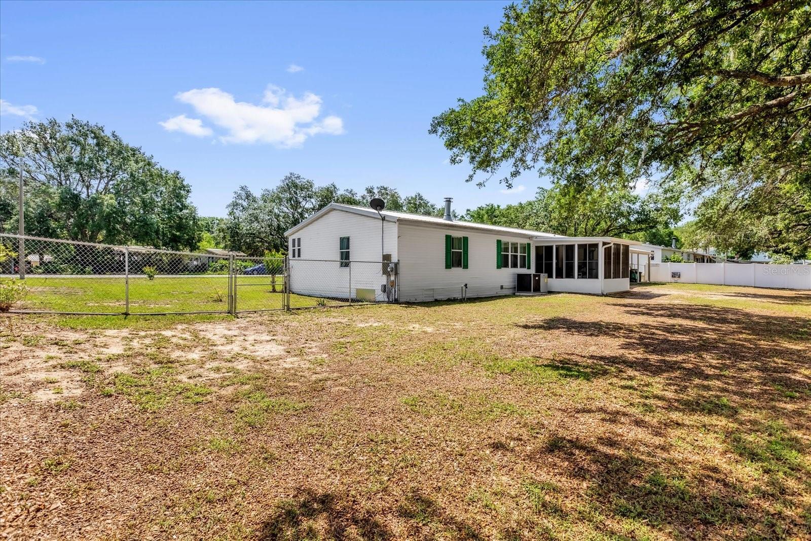PLUM LAKE ESTATES SUB - Residential