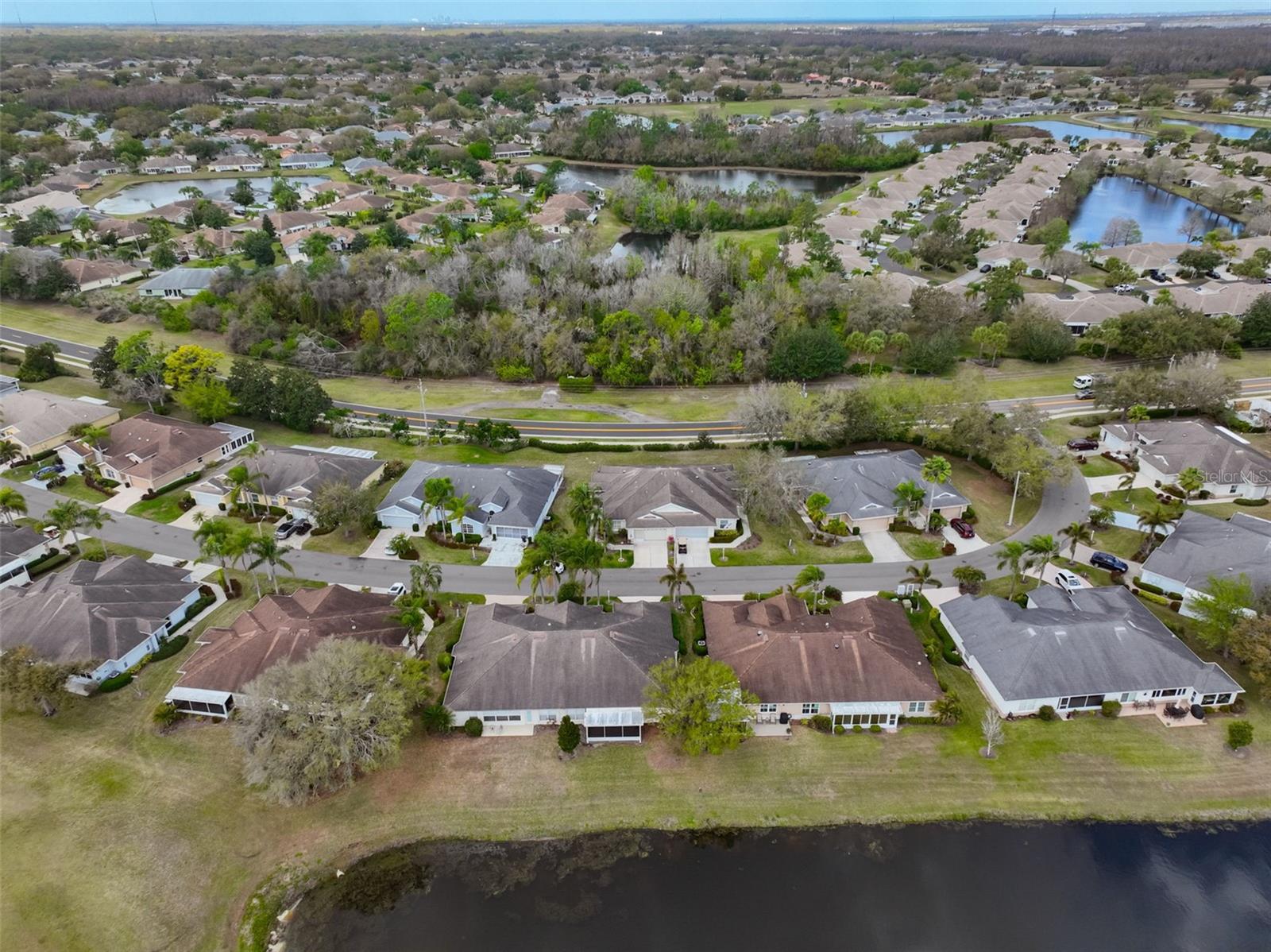 VILLEROY CONDO - Residential