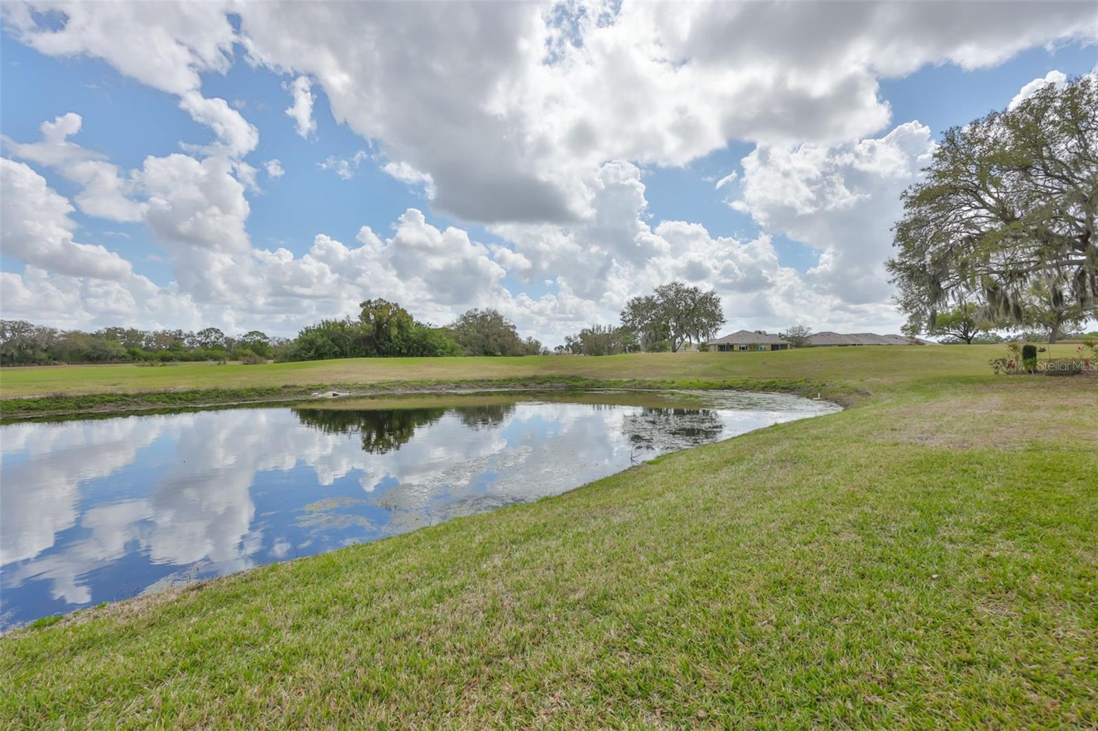 VILLEROY CONDO - Residential