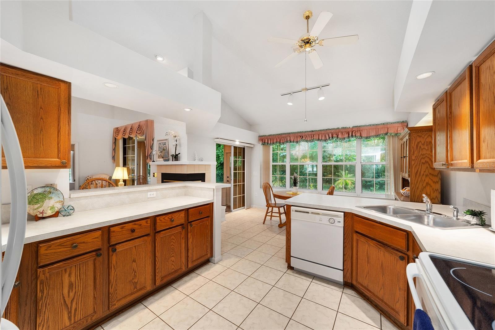OAK RUN WOODSIDE TR - Residential