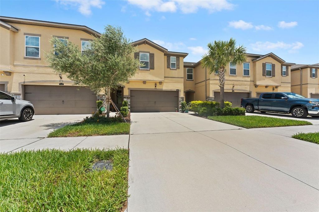 Photo of 10230 Newel Valley Loop, Riverview, FL 33569 (MLS # TB8410078)