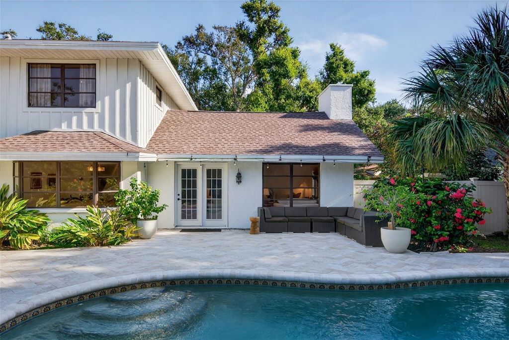 Photo of 1835 Serpentine Drive S, St Petersburg, FL 33712 (MLS # TB8432336)