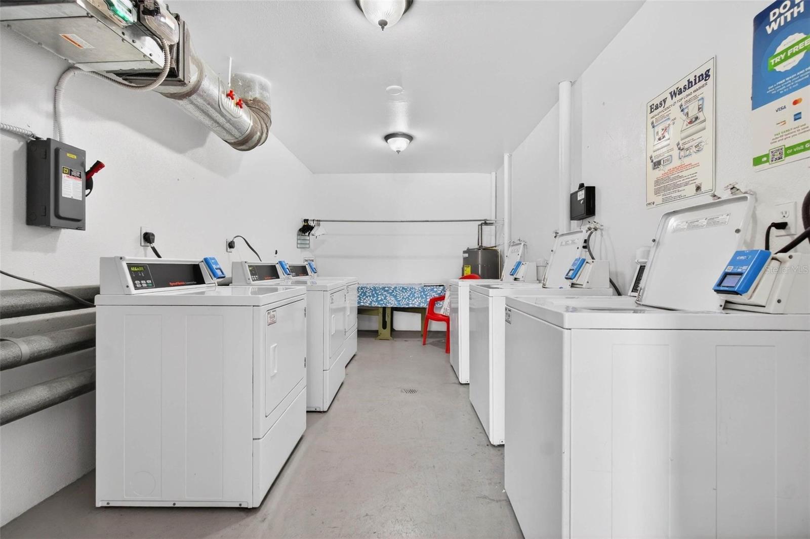 ON TOP OF THE WORLD - Residential