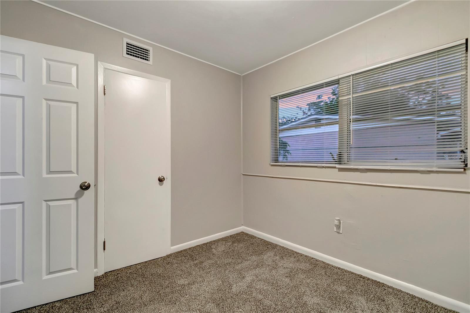 PLANDOME HEIGHTS SUB - Residential