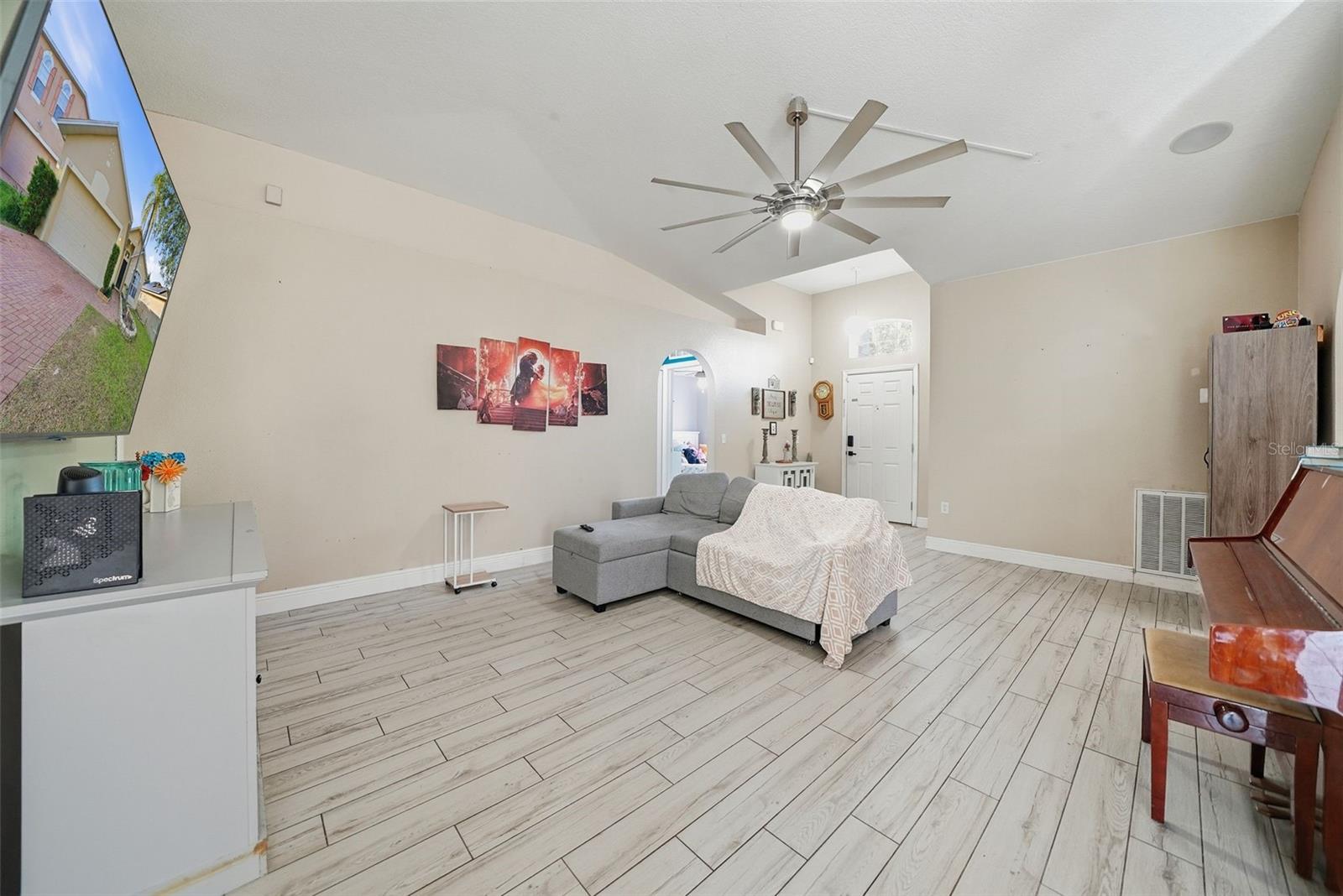 PATTERSON GROVES - Residential