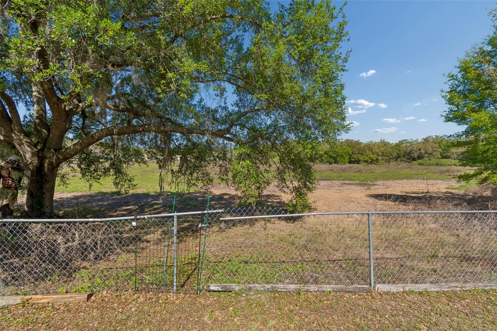 LAKE BERNADETTE GARDENS - Residential
