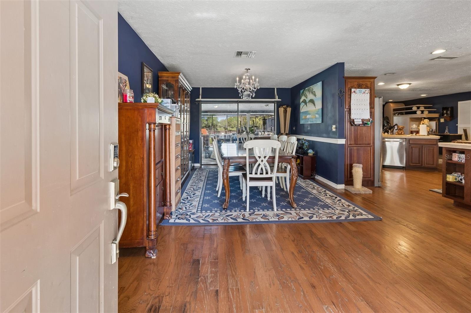 LAKE BERNADETTE GARDENS - Residential