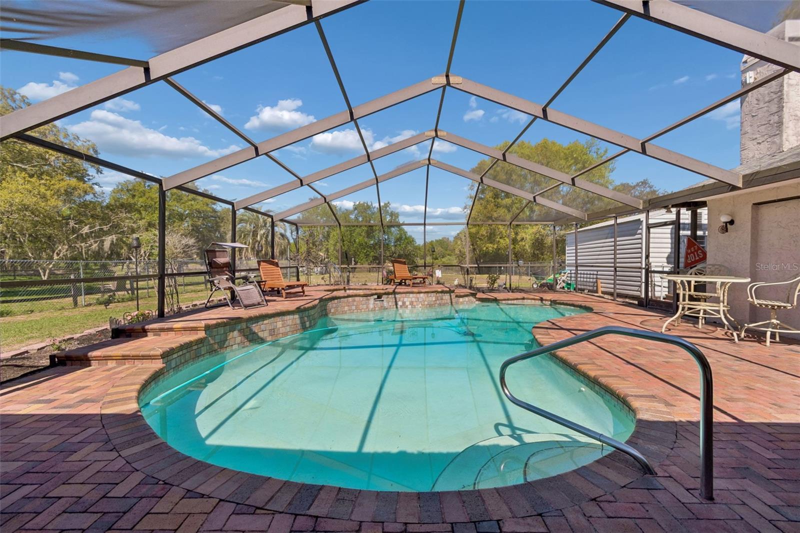 LAKE BERNADETTE GARDENS - Residential