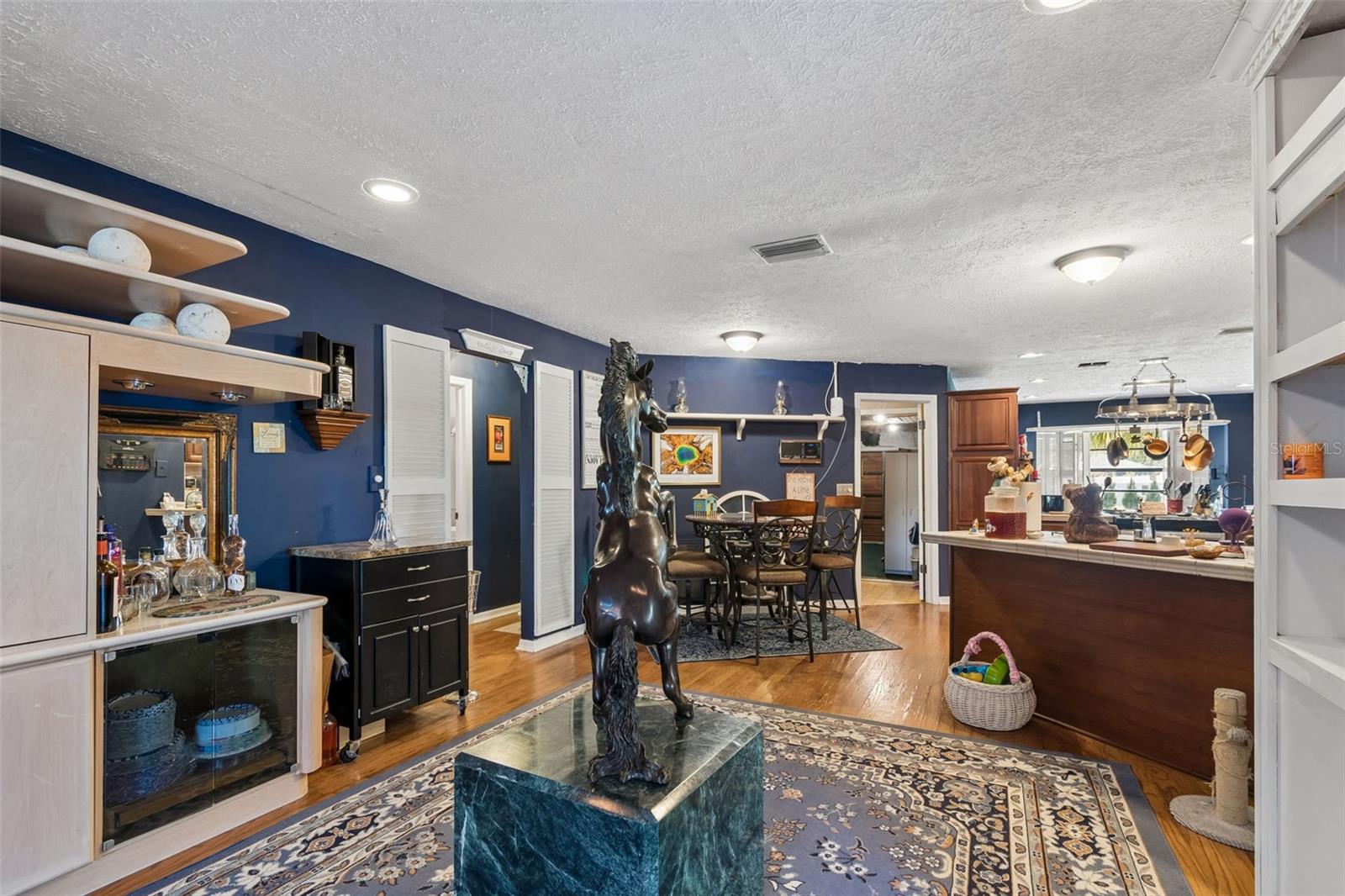 LAKE BERNADETTE GARDENS - Residential