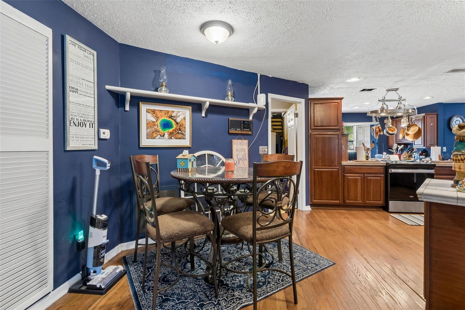 LAKE BERNADETTE GARDENS - Residential