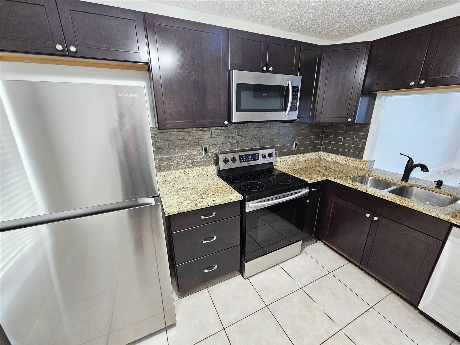 3002 FORRESTAL COURT