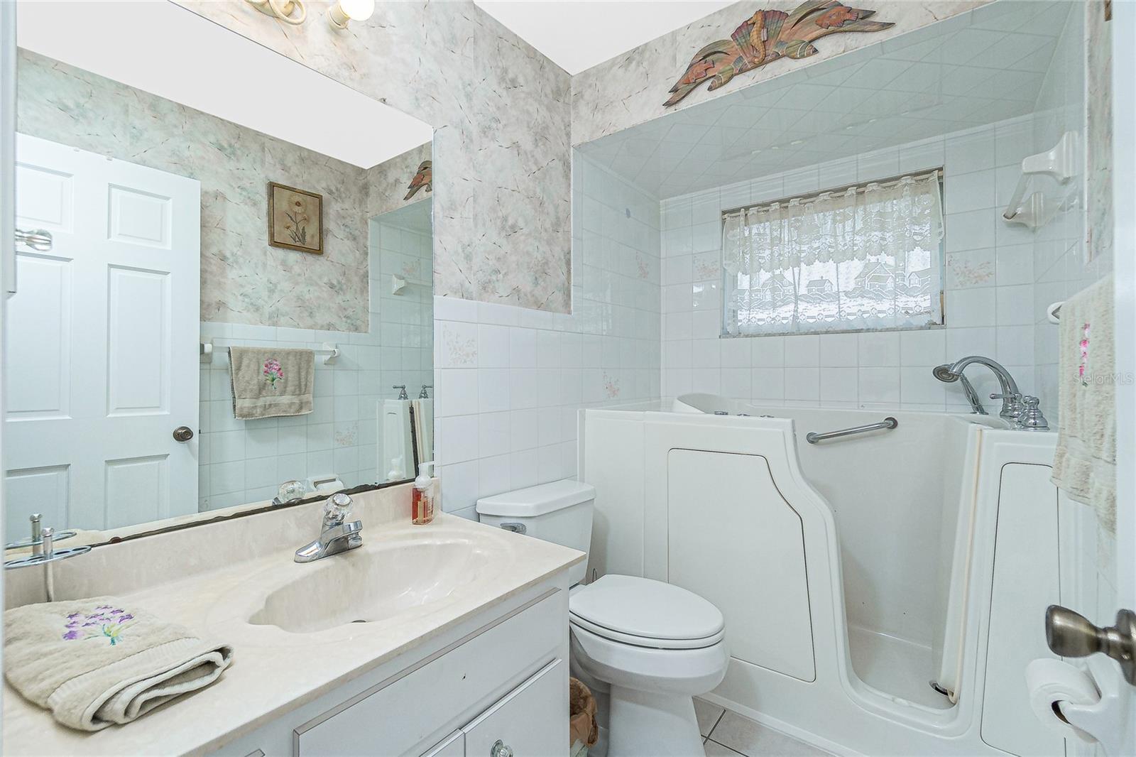 PORT CHARLOTTE SEC 037 - Residential Lease