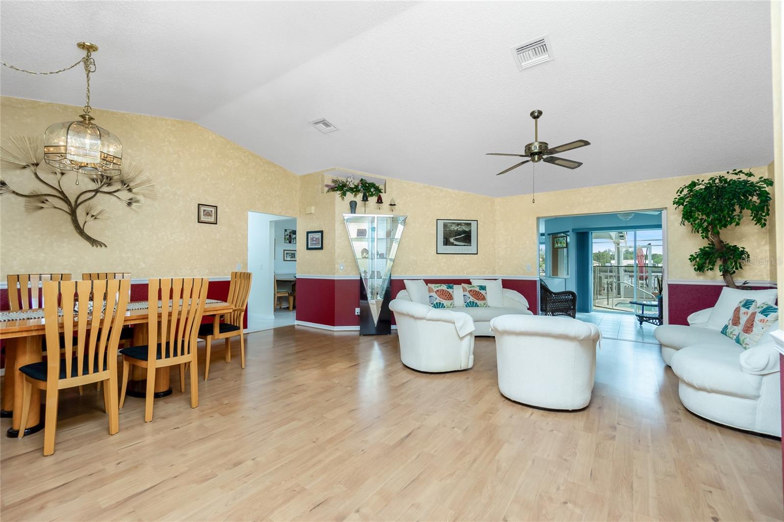 PORT CHARLOTTE SEC 037 - Residential Lease