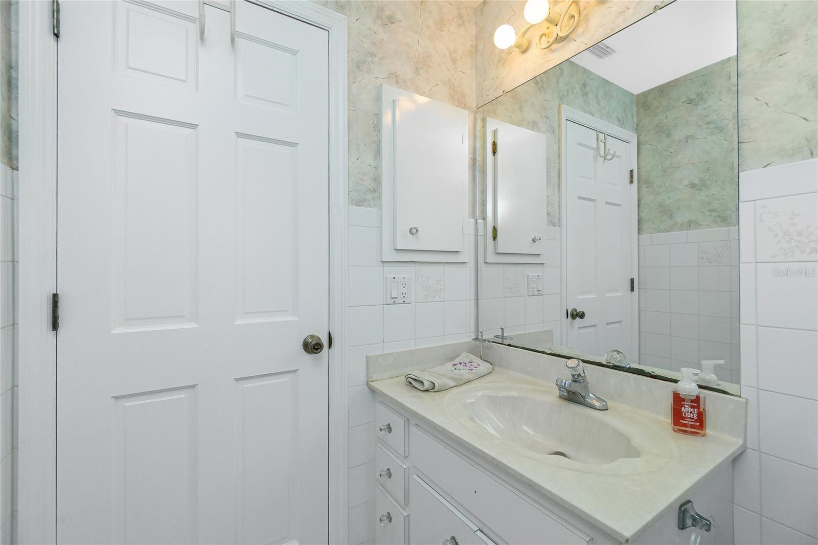 PORT CHARLOTTE SEC 037 - Residential Lease