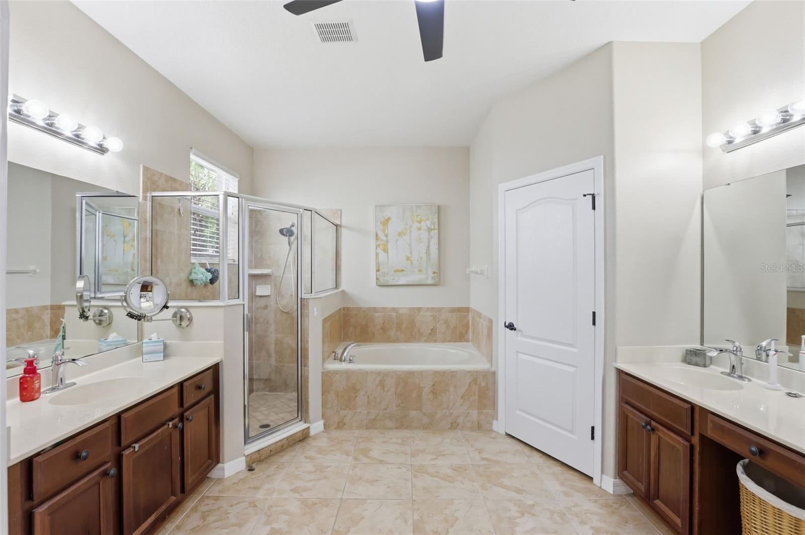 ENCLAVE/MOSS PARK - Residential