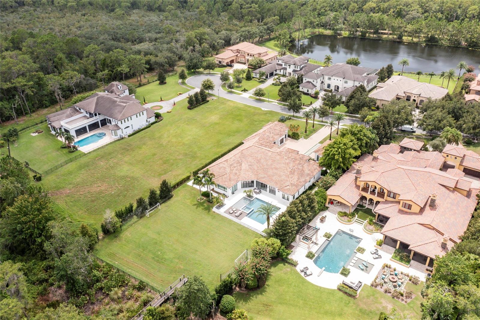 KEENES POINTE - Residential