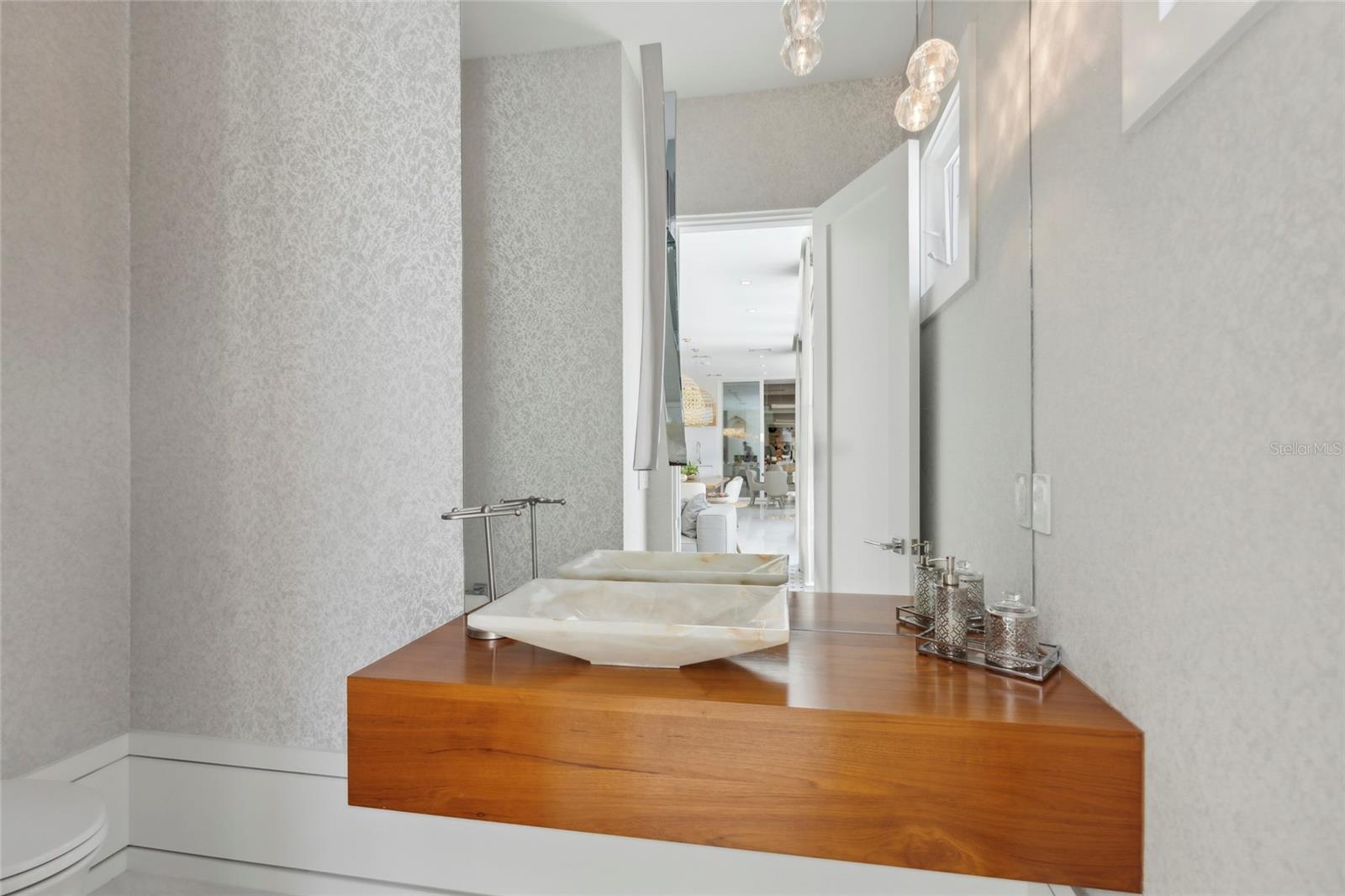 KEENES POINTE - Residential