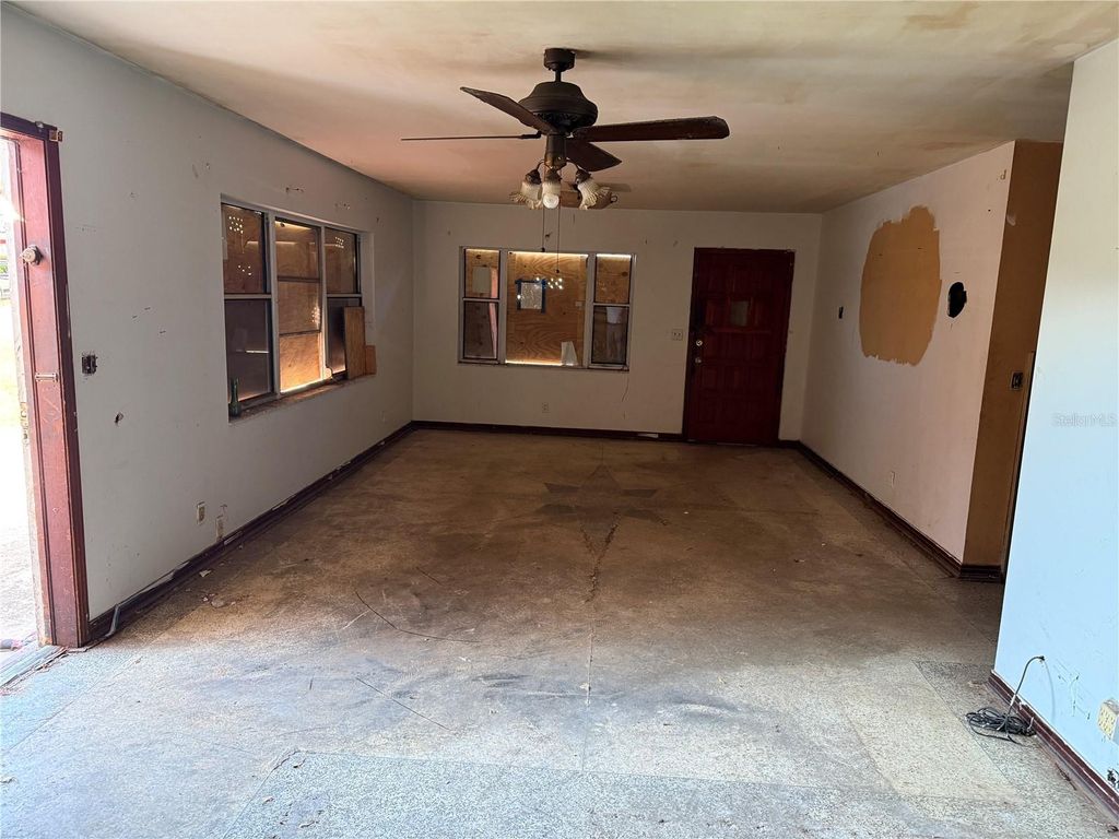 Photo of 2710 W Cypress Street, Tampa, FL 33609 (MLS # TB8449400)