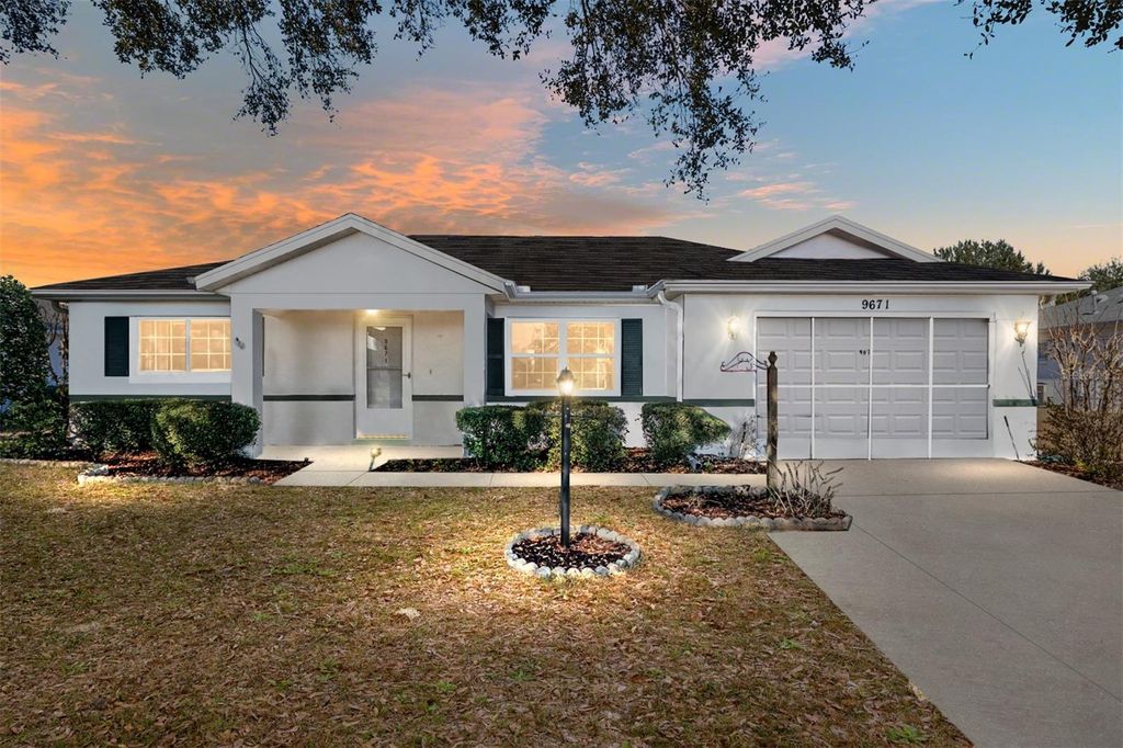 Photo of 9671 SW 97th Street, Ocala, FL 34481 (MLS # OM718104)