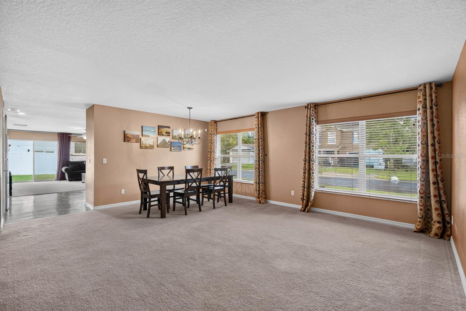 2501 BULLION LOOP
