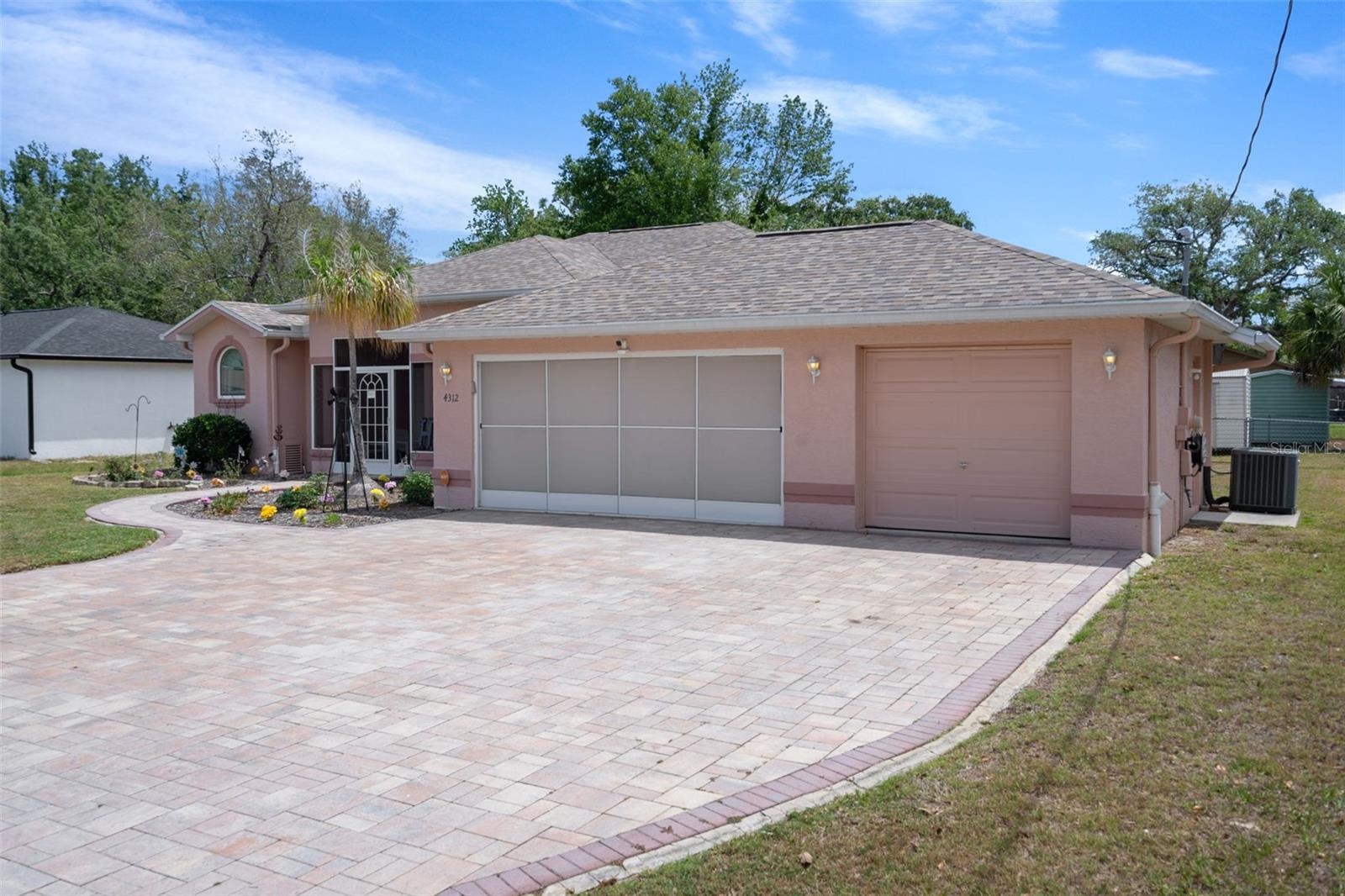 SPRING HILL - Residential