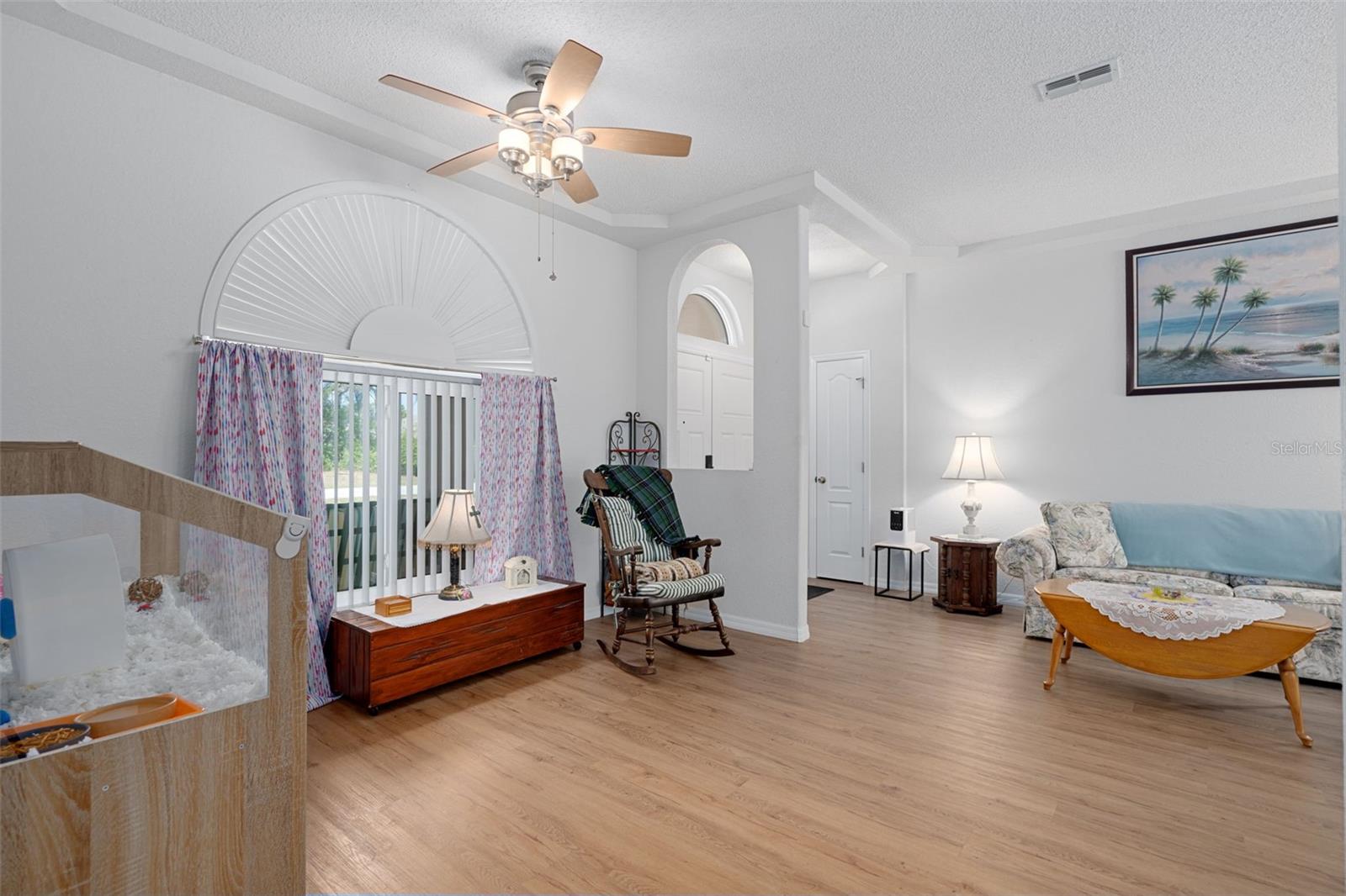 SPRING HILL - Residential