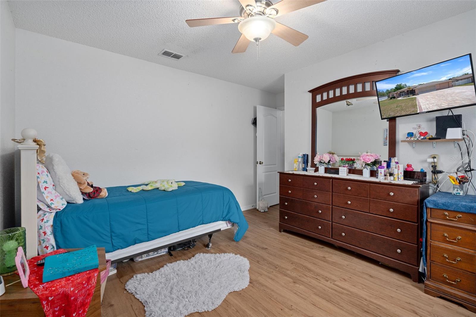 SPRING HILL - Residential