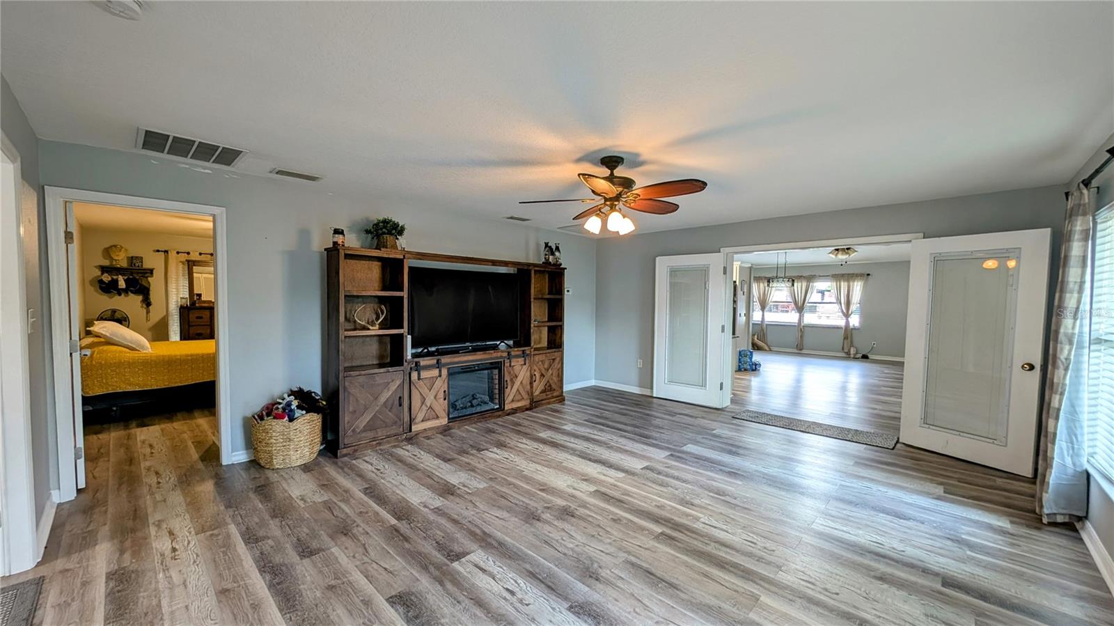 HILLCREST SUB - Residential