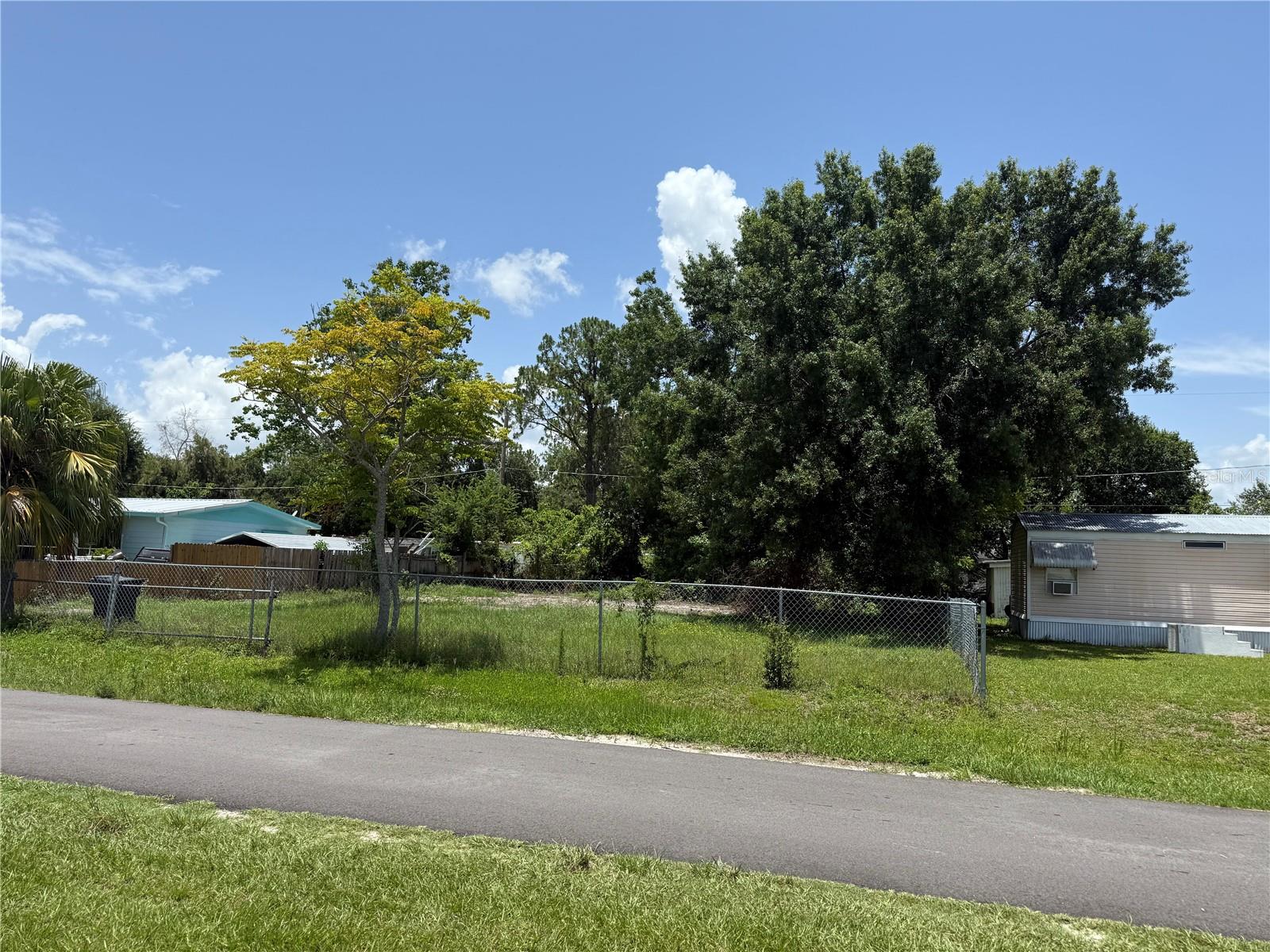 SPEEDWAY PARK UNIT 1 - Land