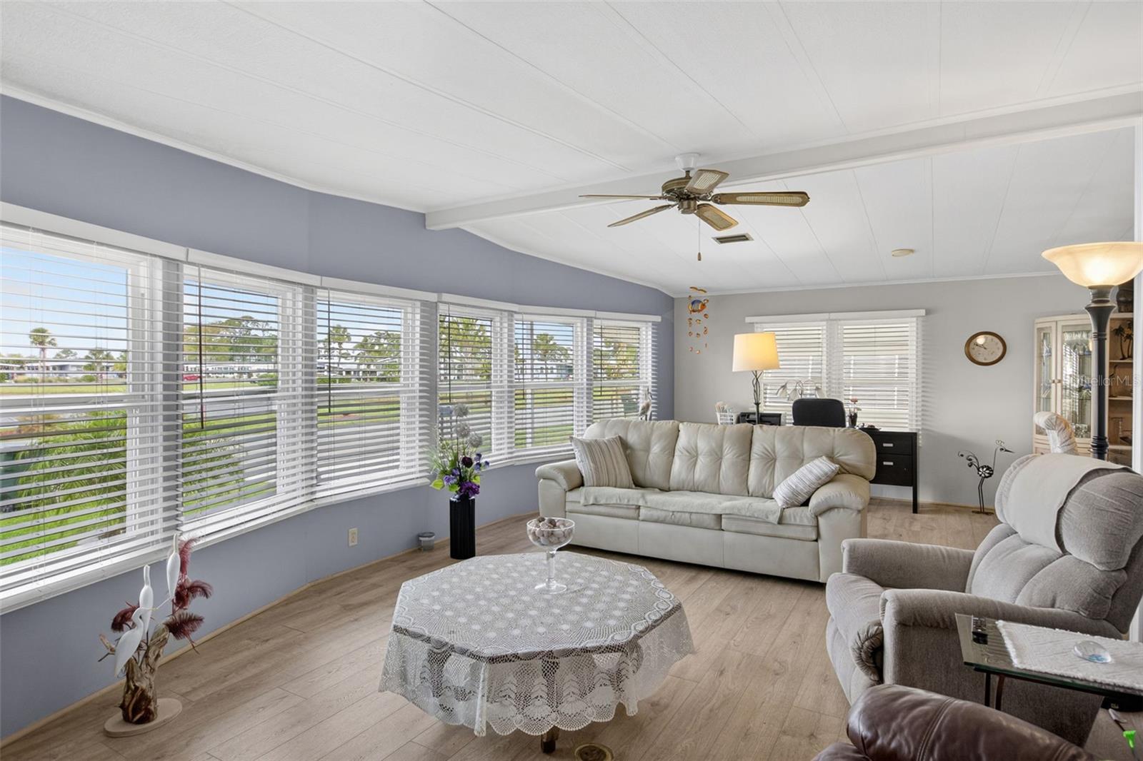 LA CASA MHP CO-OP - Residential