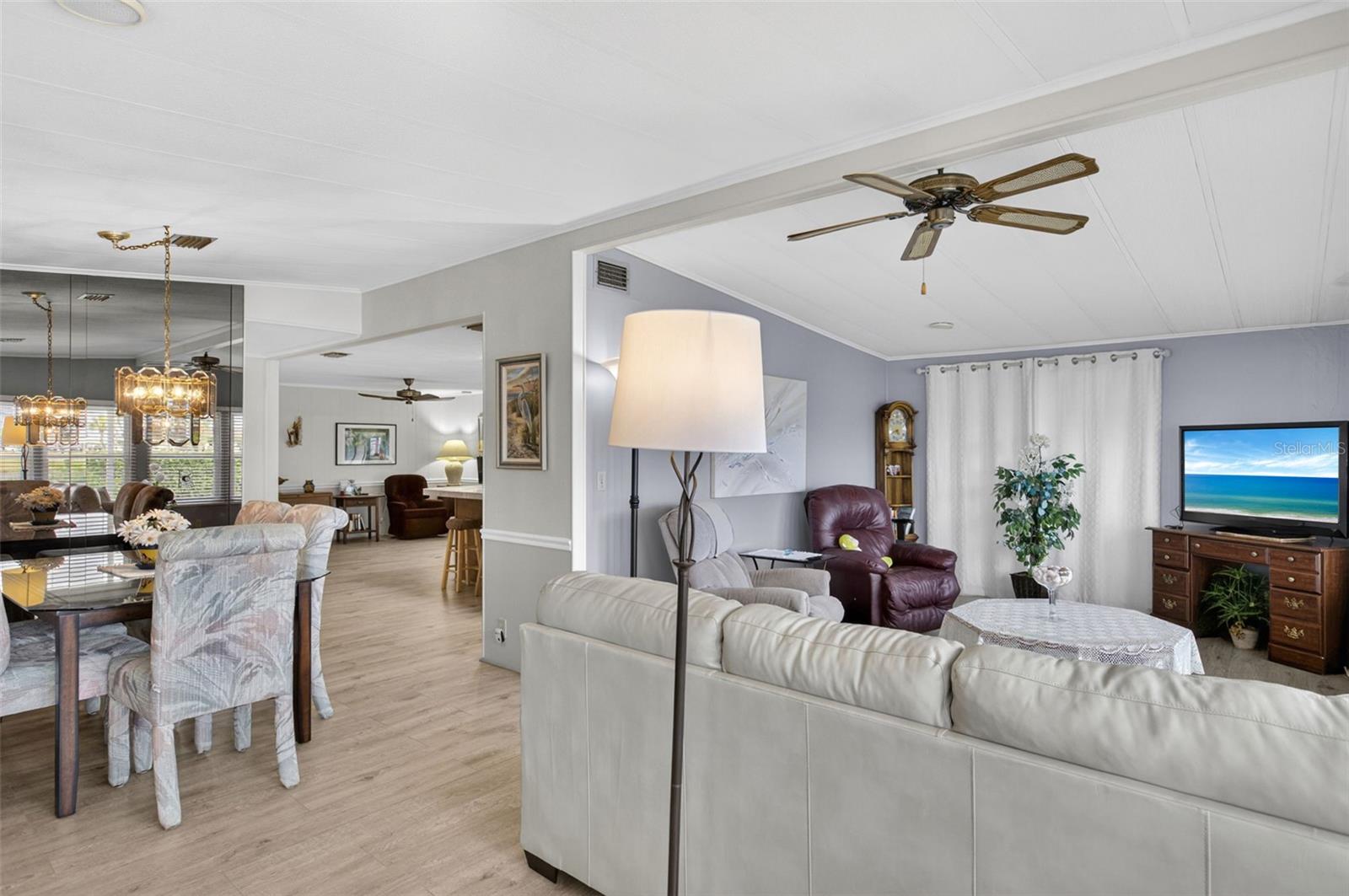 LA CASA MHP CO-OP - Residential