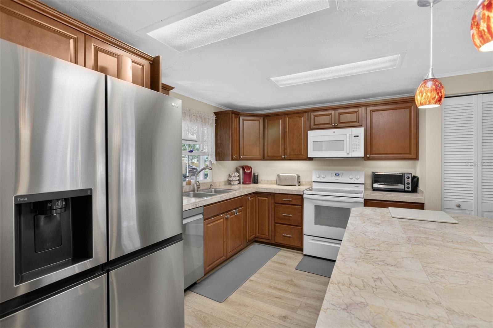 LA CASA MHP CO-OP - Residential