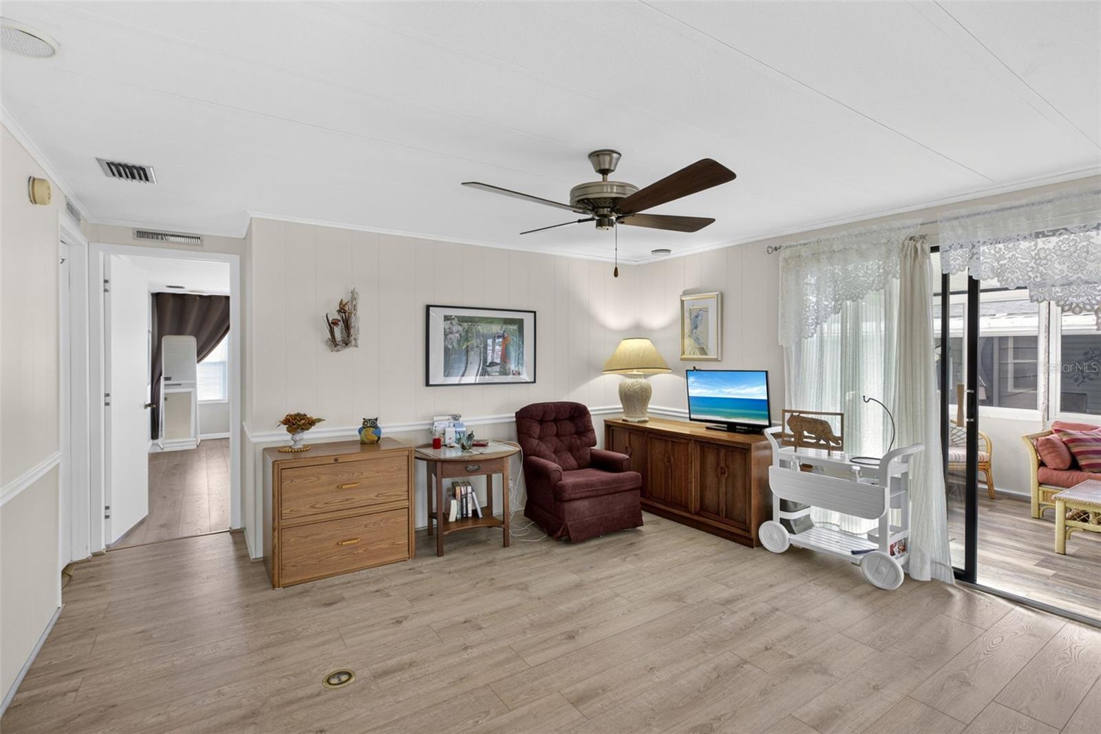 LA CASA MHP CO-OP - Residential