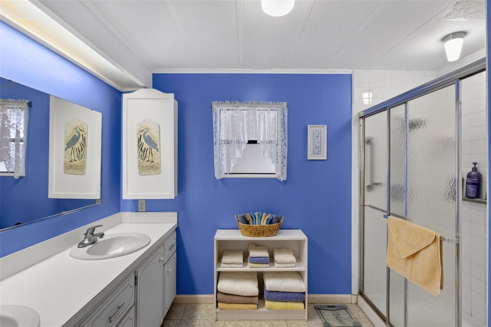 LA CASA MHP CO-OP - Residential