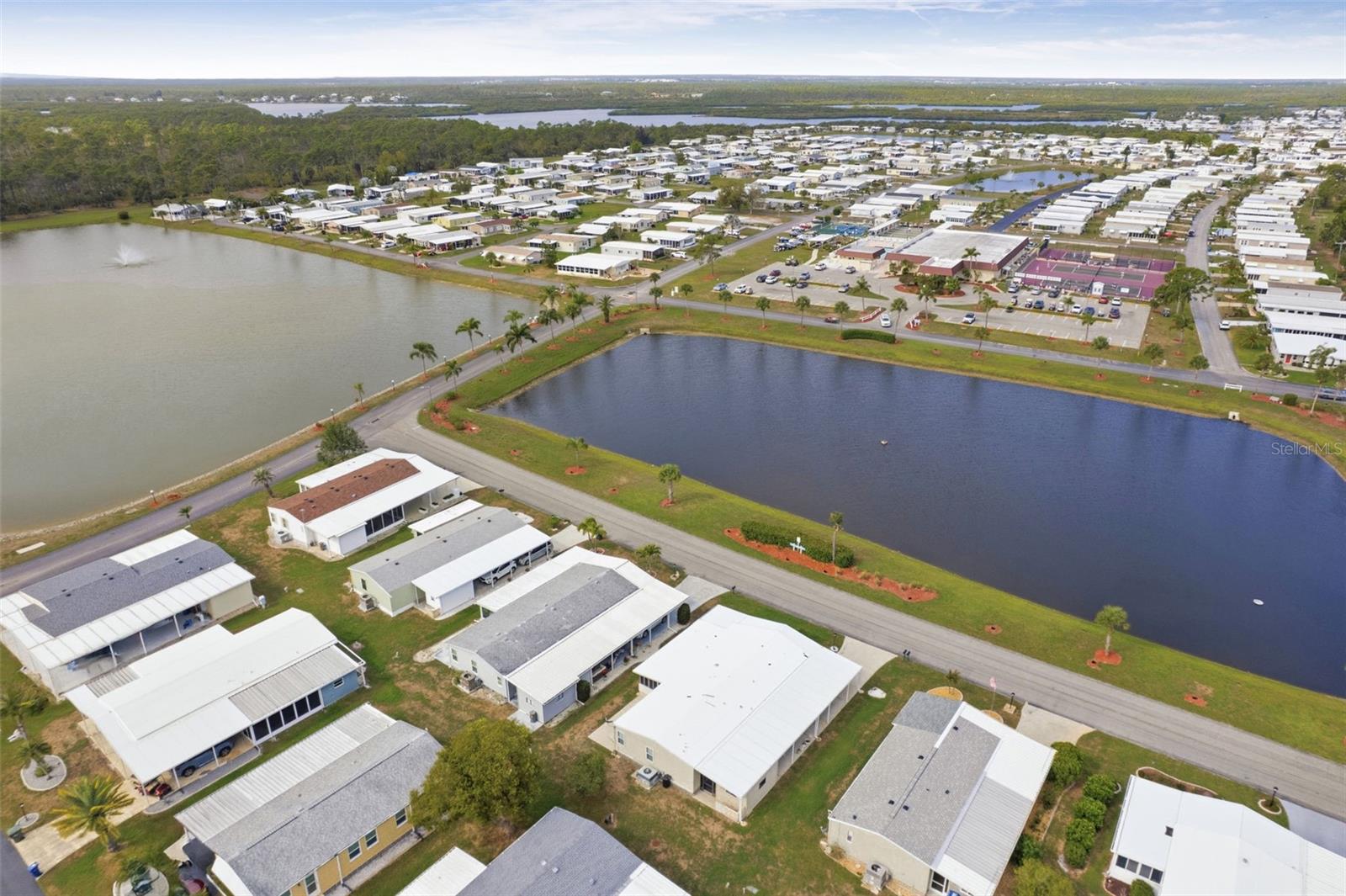 LA CASA MHP CO-OP - Residential