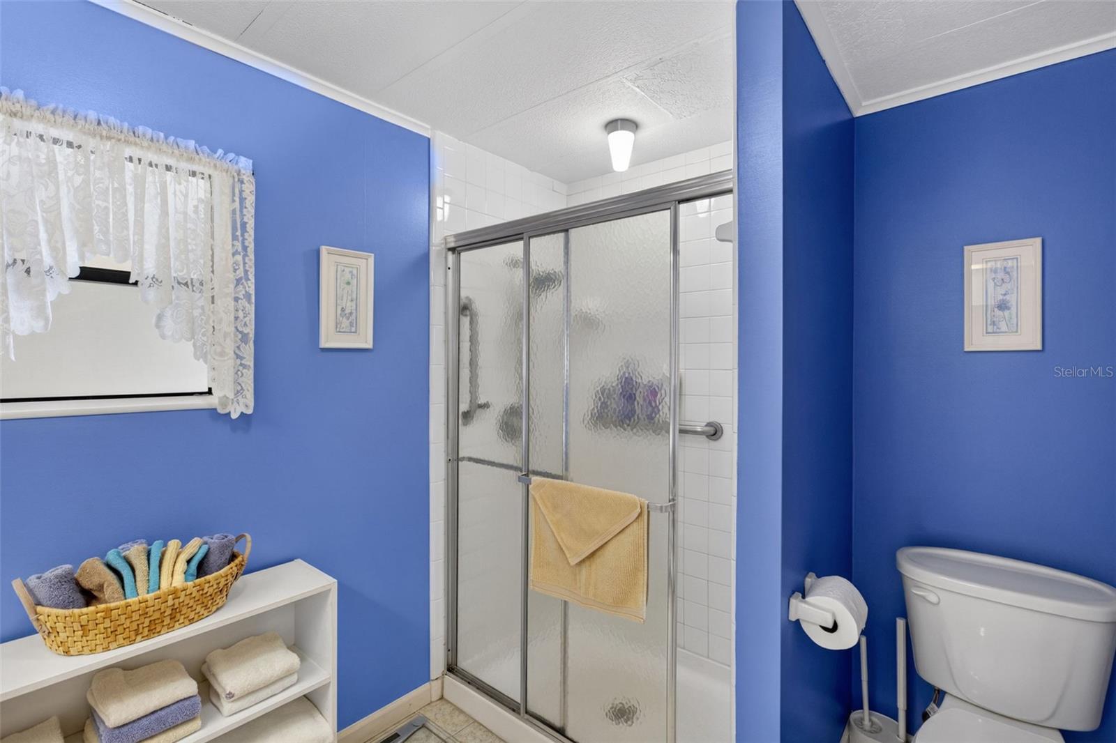 LA CASA MHP CO-OP - Residential