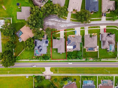 A home in VALRICO