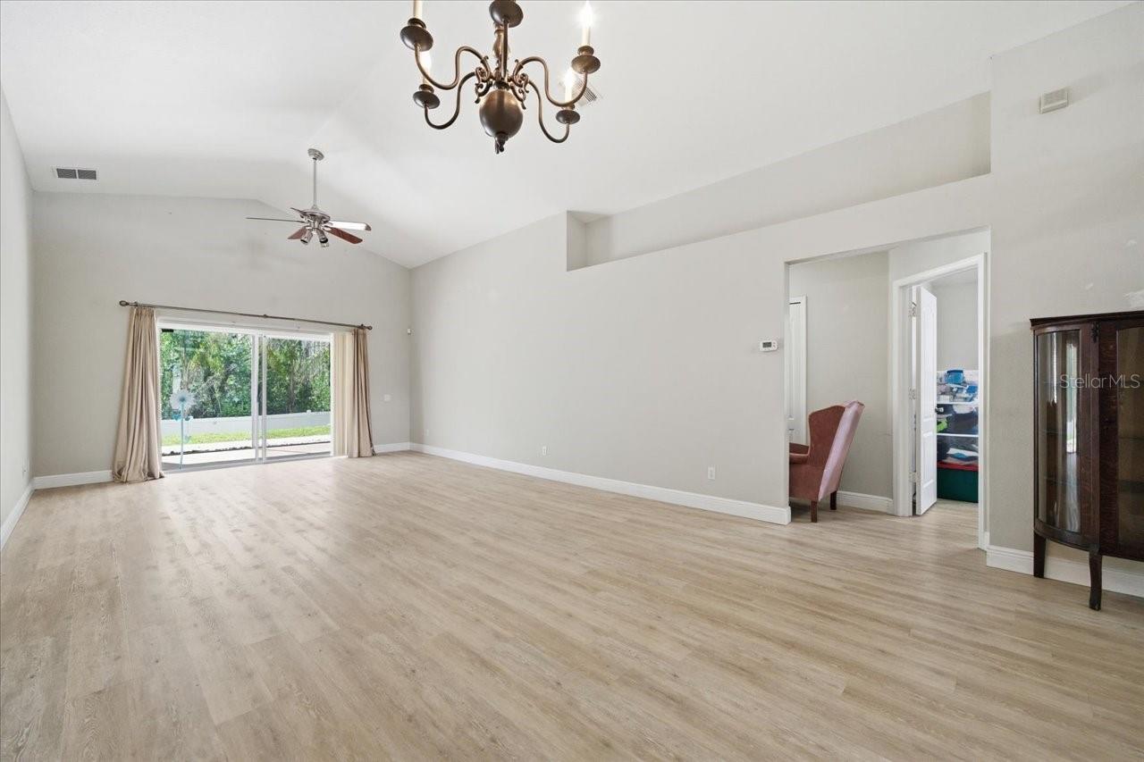 CALUSA TRACE UNIT 13 - Residential