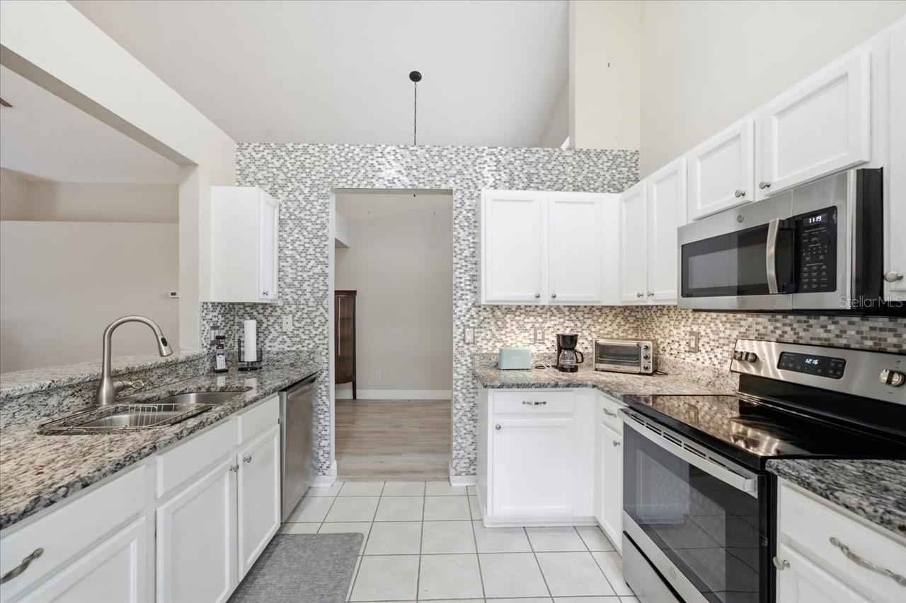 CALUSA TRACE UNIT 13 - Residential