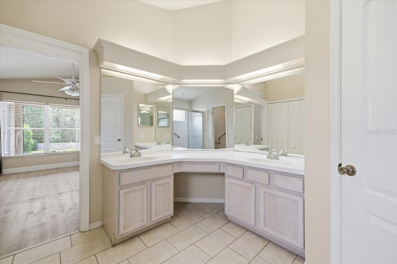 CALUSA TRACE UNIT 13 - Residential