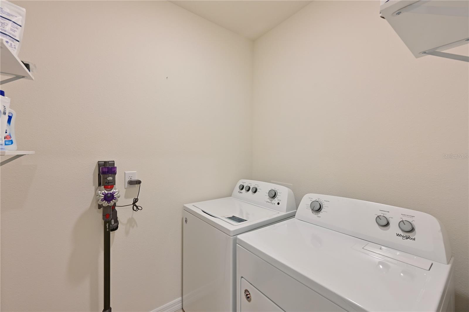 SOUTHERN OAKS - Residential