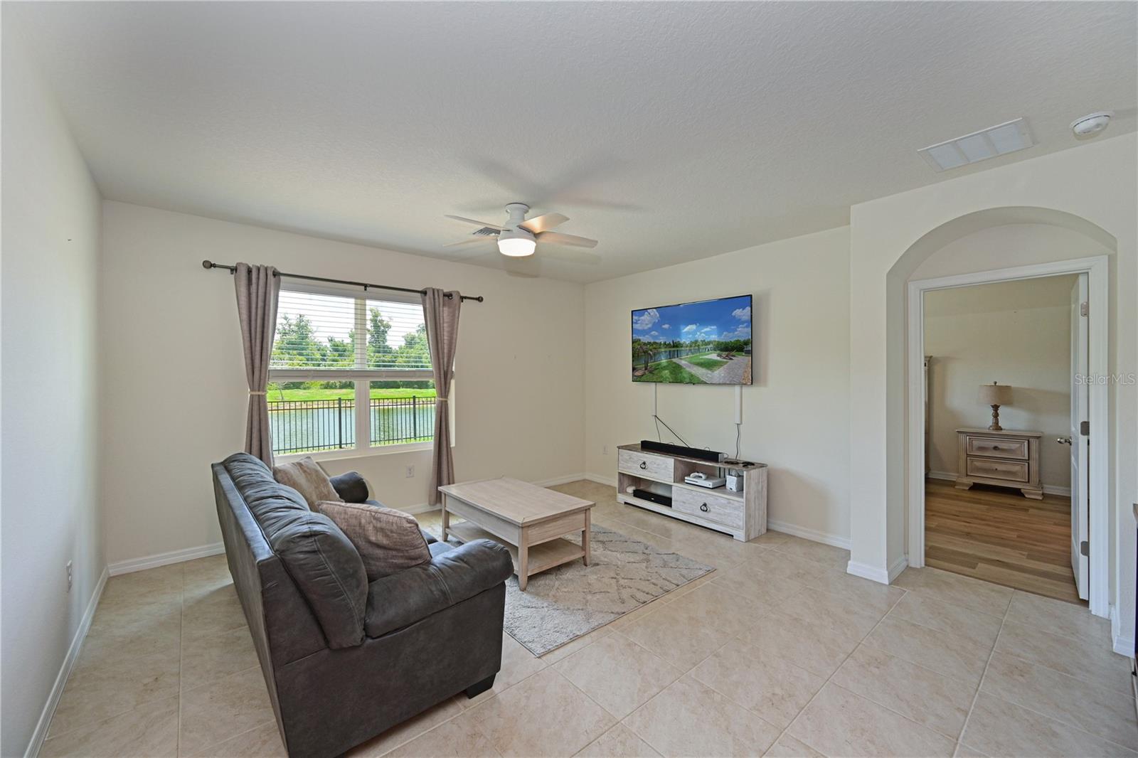 SOUTHERN OAKS - Residential