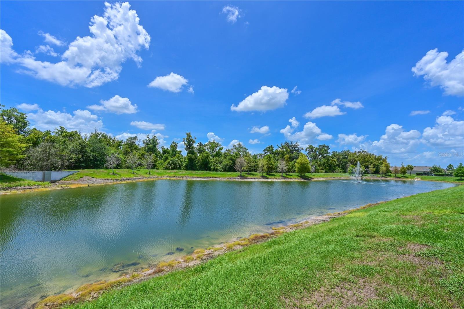 SOUTHERN OAKS - Residential